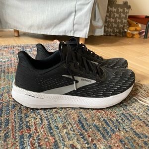 Brooks Hyperion Tempo